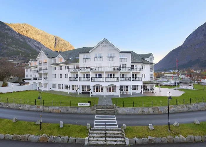 Hotel Voringfoss